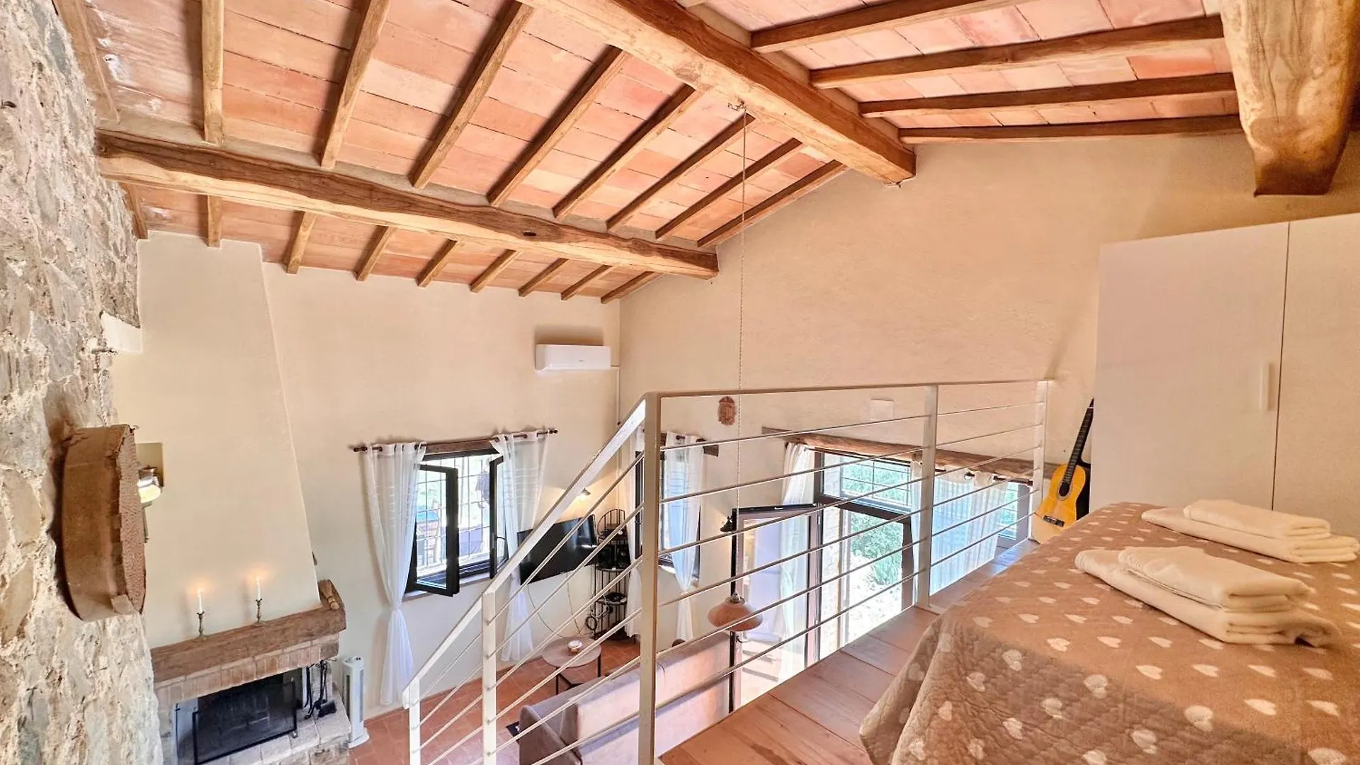 Nuovissimo Loft Panoramico Con Giardino A Montalcino Apartment
